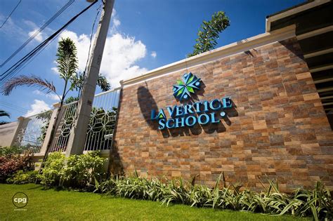 La Vertice School .